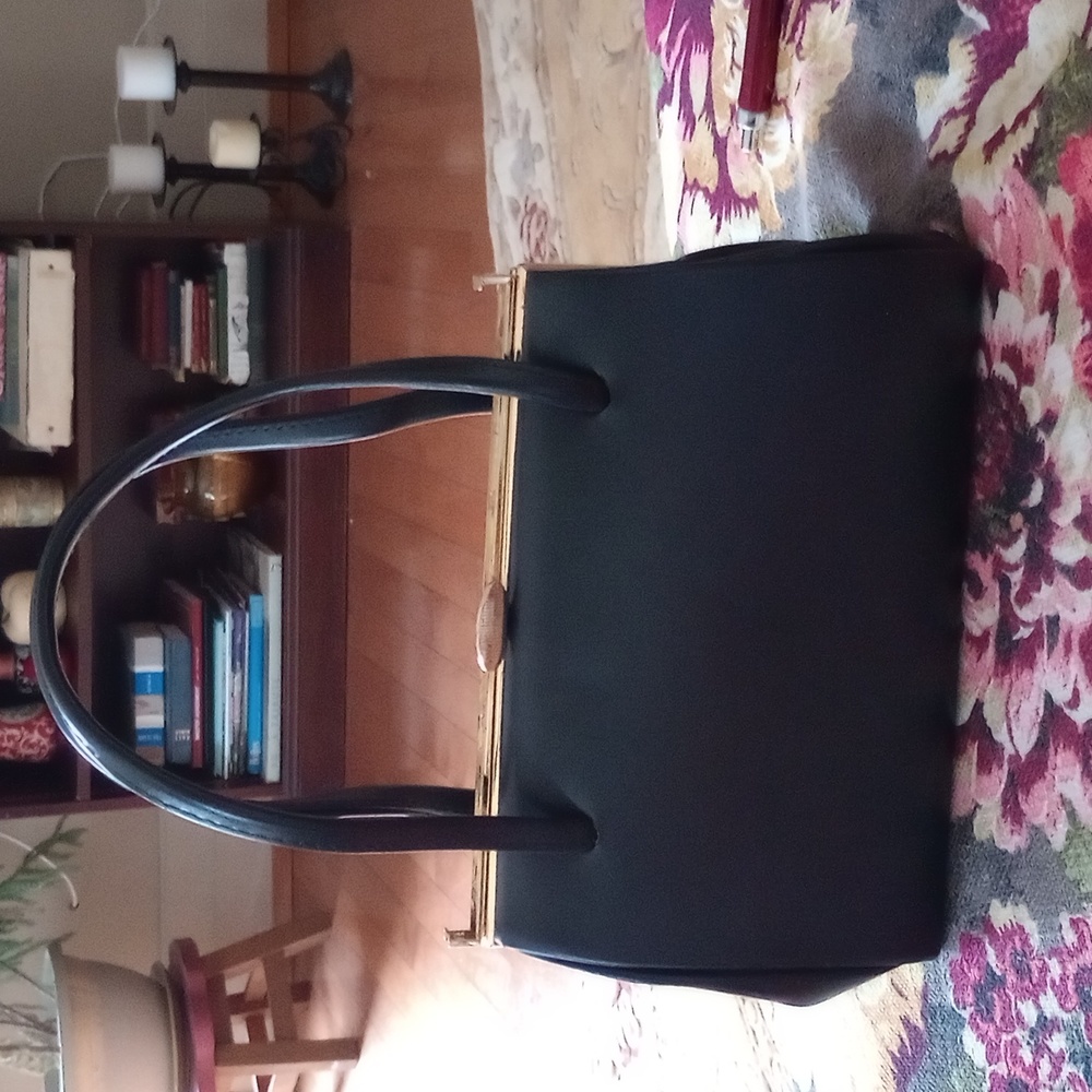 Jordan Marsh Vintage Handbag. Suede Interior. VGC As Seen In ETSY